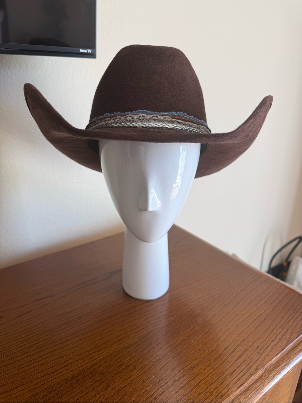 NWOT Women’s Brown Felt Western Hat with Braided Band